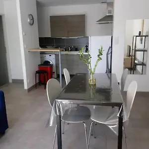  Appartement Proche Du Groupama Stadium Et Zi Meyzieu France